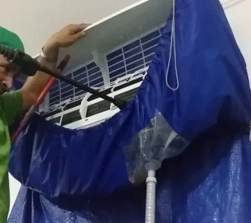 تنظيف مكيفات في العين